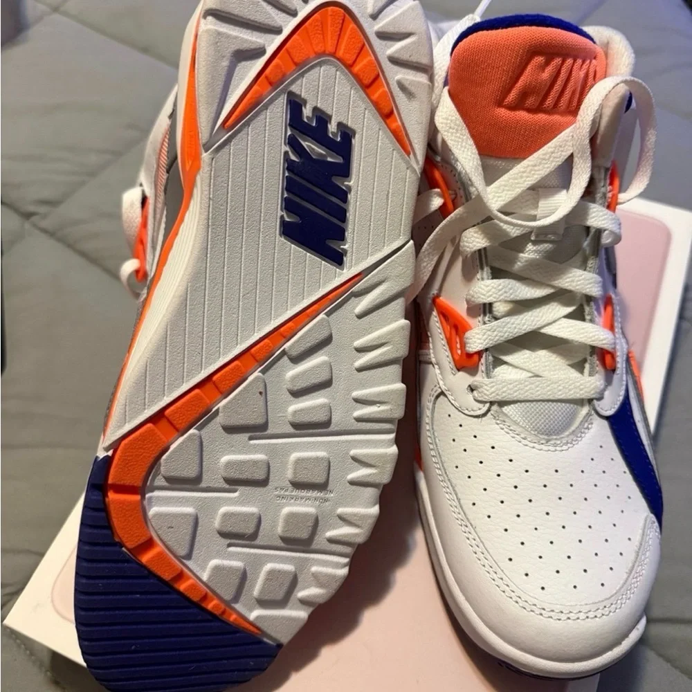 Nike